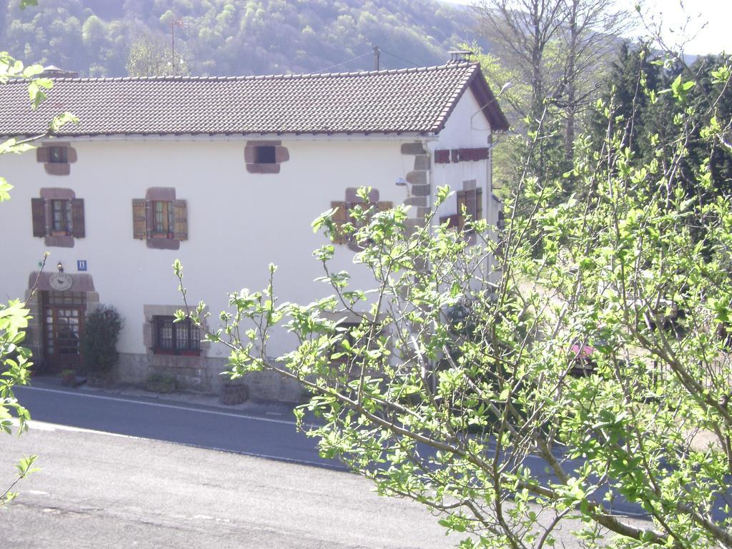 Hostal Venta San Blas Almándoz エクステリア 写真